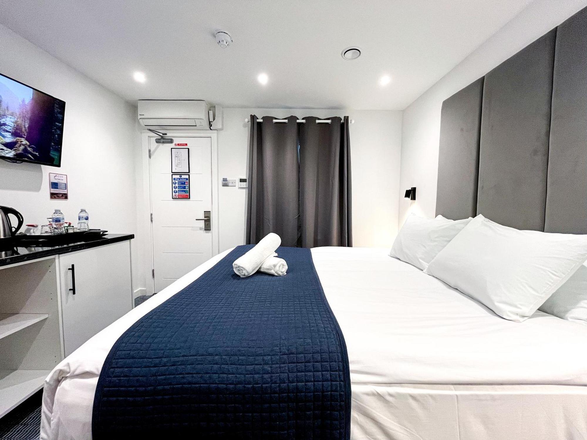 Atis The Park Inn Dover Exterior photo